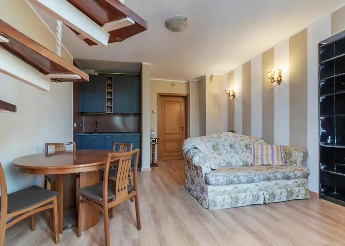 Lejlighed Guesthost - Roomy&cozy With Shared Terrace Rom