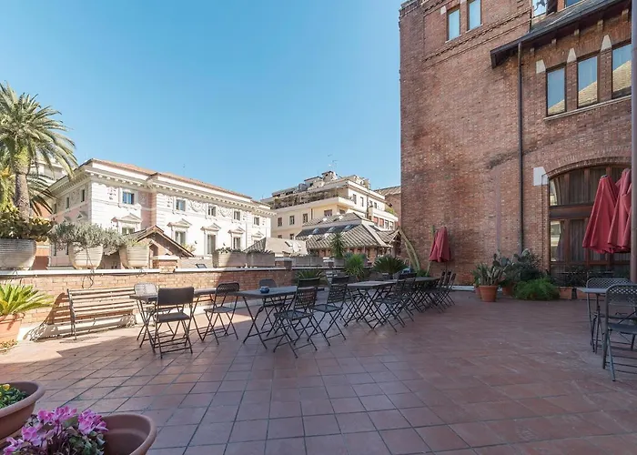 Guesthost - Roomy&cozy With Shared Terrace