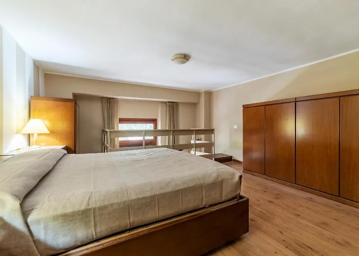 Guesthost - Roomy&cozy With Shared Terrace Lejlighed *