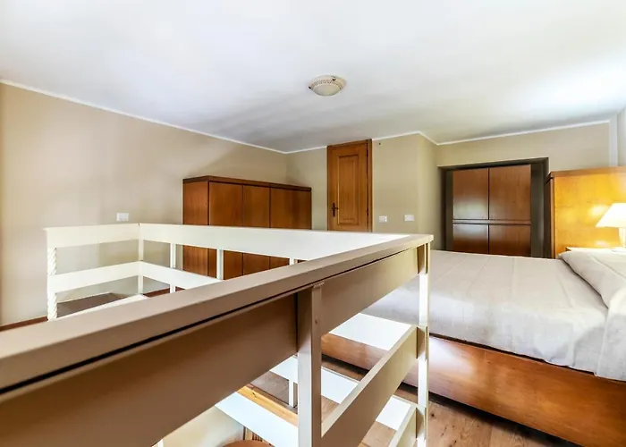 Guesthost - Roomy&cozy With Shared Terrace Rom